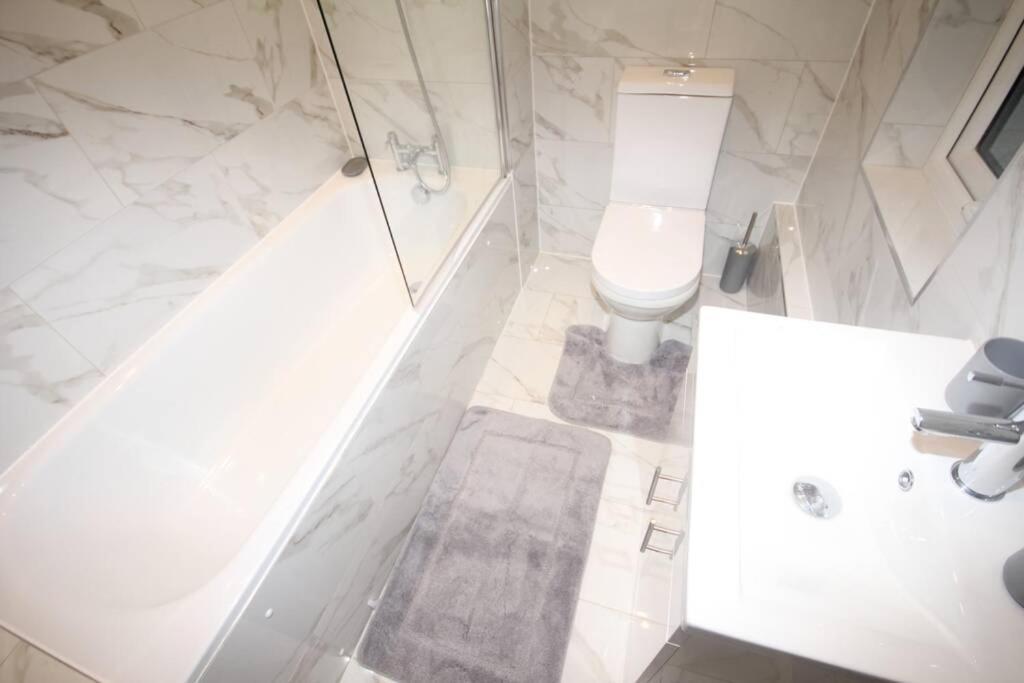 Great West Road Apartments Flat D Londres Exterior foto